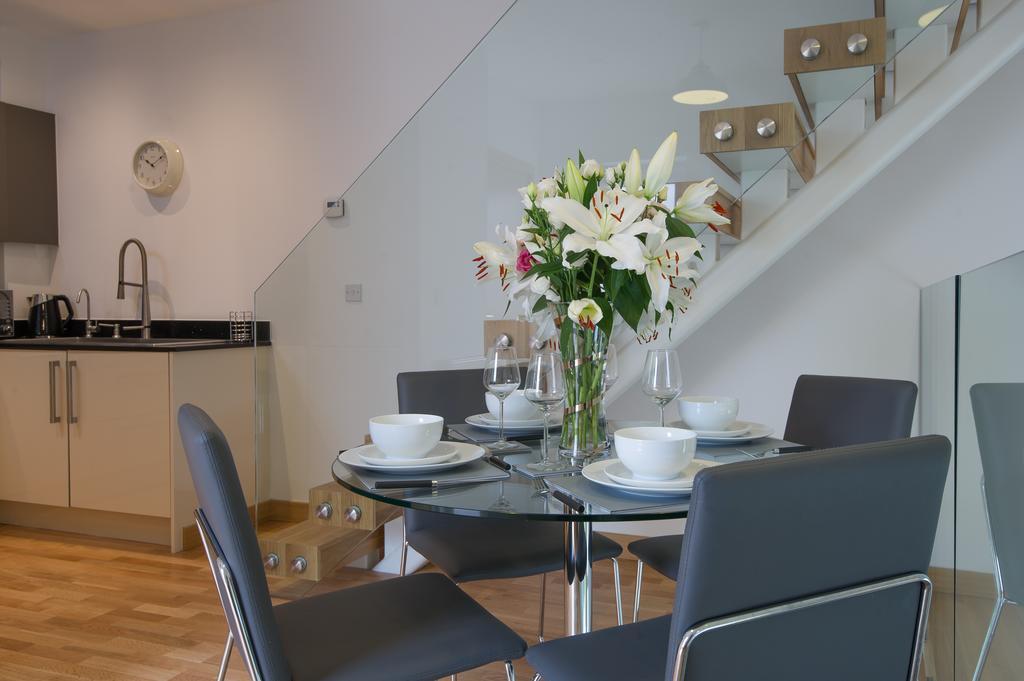 Tailored Stays - Executive Town House Cambridge-i reptér Szoba fotó